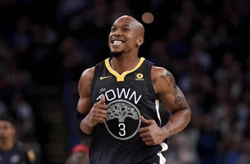 关于NBA球星传记：他是如何成为传奇？的信息
