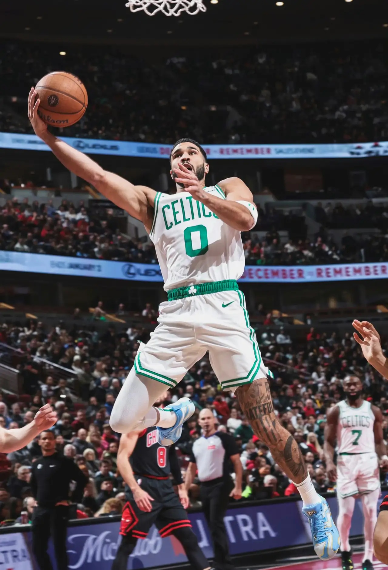 凯尔特人战胜公牛,近期表现超群 凯尔特人战胜公牛,近期表现超群