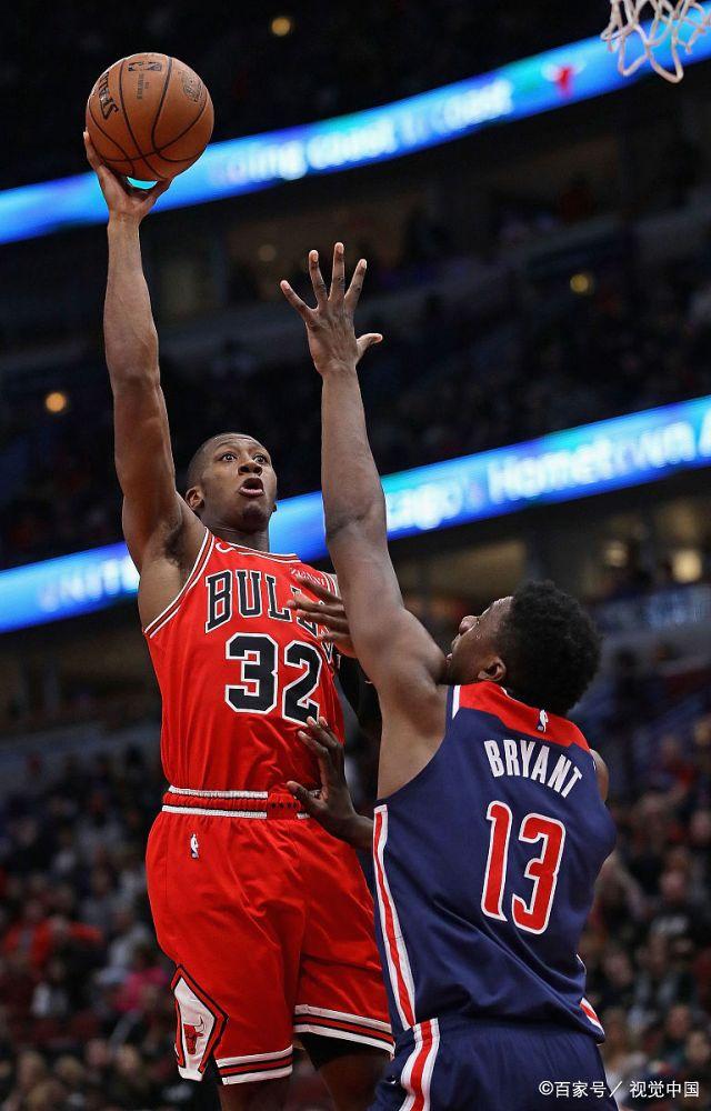 公牛擒黄蜂,迎来两连胜 公牛擒黄蜂,迎来两连胜