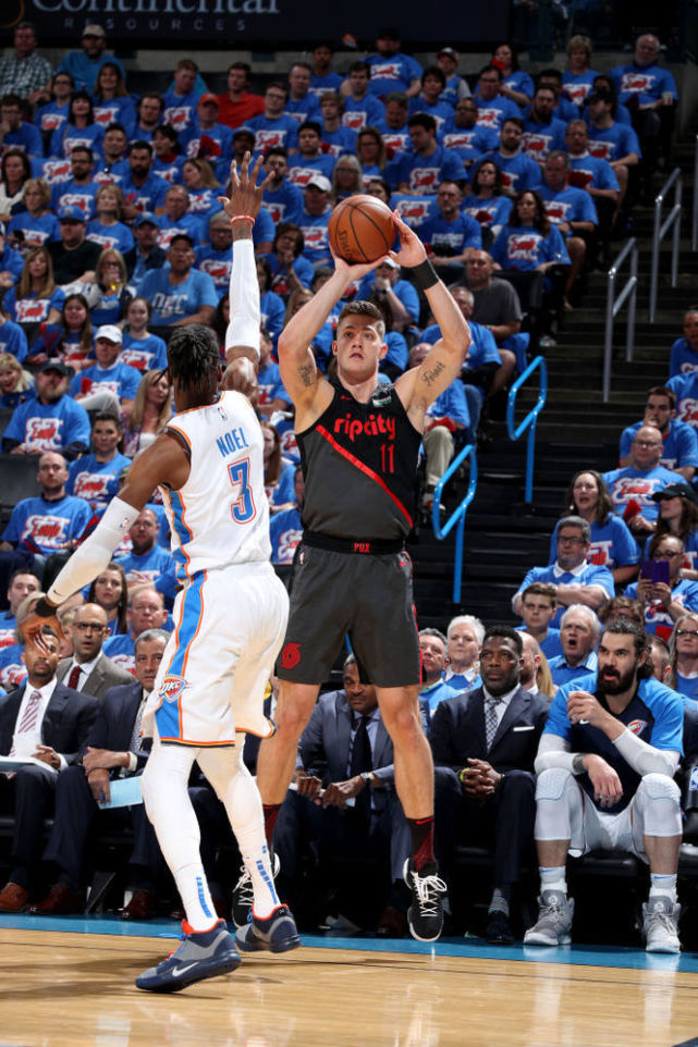 江苏队险胜猛龙，伦纳德刷新纪录