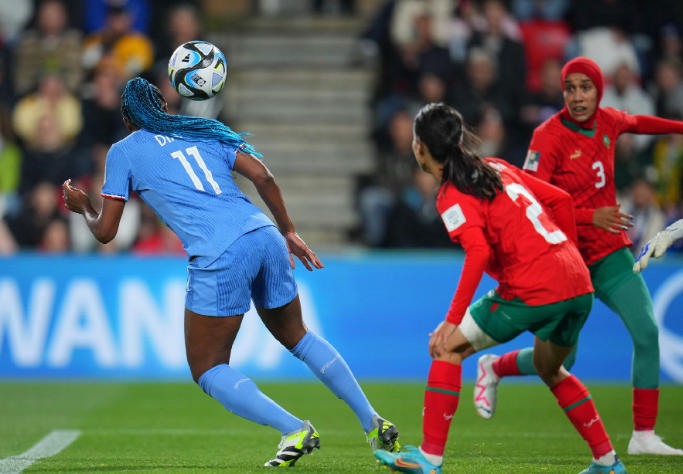 关于德国逆转摩洛哥，格纳布里刷新纪录的信息