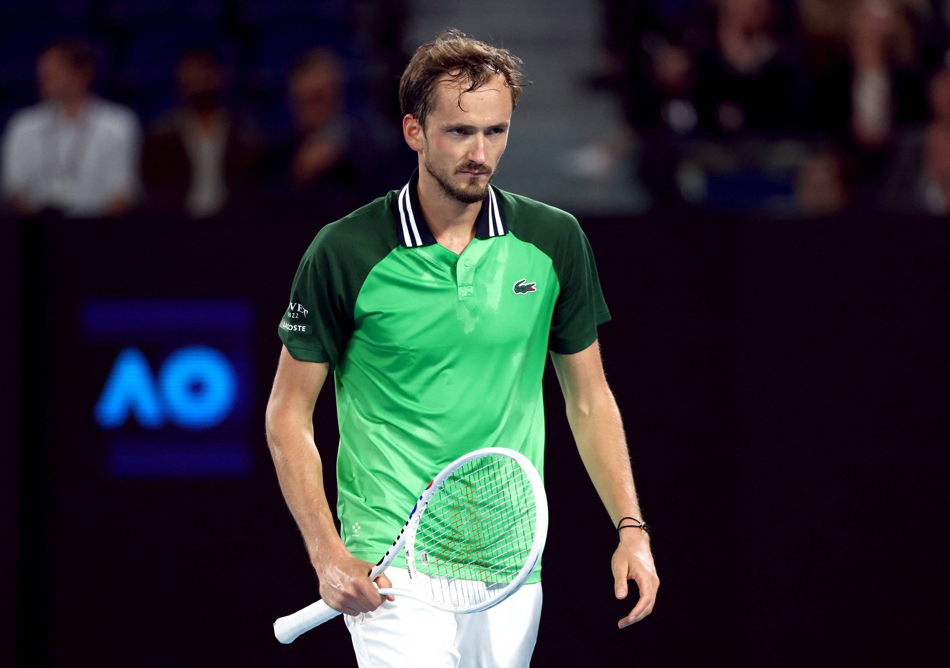 戴维斯杯险胜ATP总决赛，梅德韦杰夫惊艳四座的简单介绍